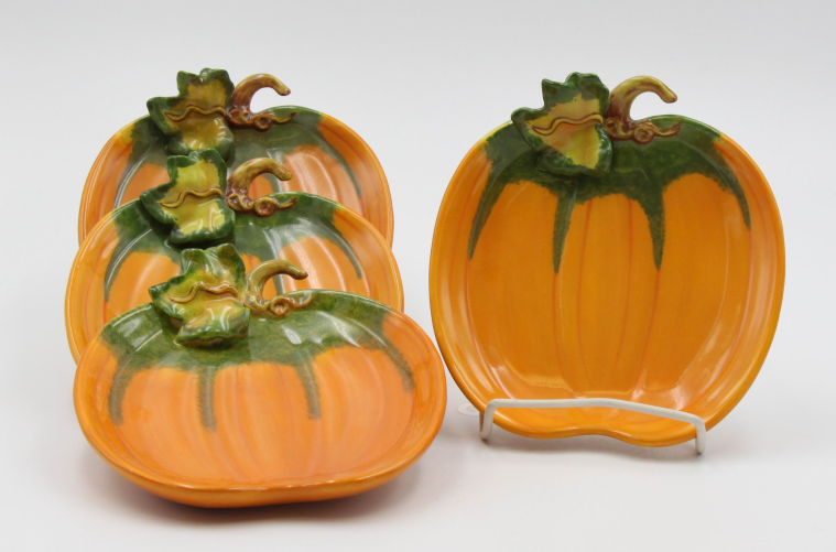 Ceramic Halloween Set Of 4 Pumpkin Plate, Home Décor, Gift for Her, Gift for Mom, Kitchen Décor, Fall Décor, Thanksgiving Décor