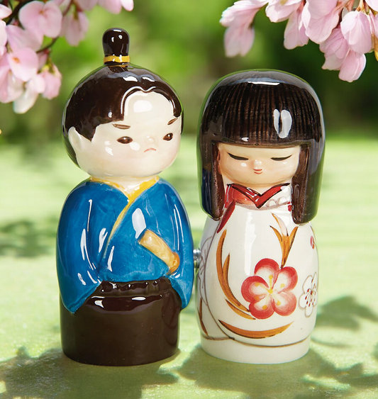 Ceramic Japanese Couple Salt and Pepper Shakers, Samurai and Geisha, Japanese Culture, Love Japan, Gift for Her