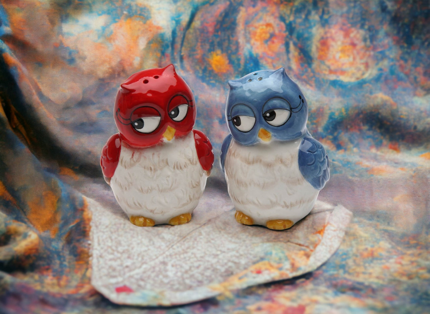 Ceramic Blue and Red Owl Salt and Pepper Shakers, Home Décor, Gift for Her, Gift for Mom, Kitchen Décor, Birdwatcher Gift