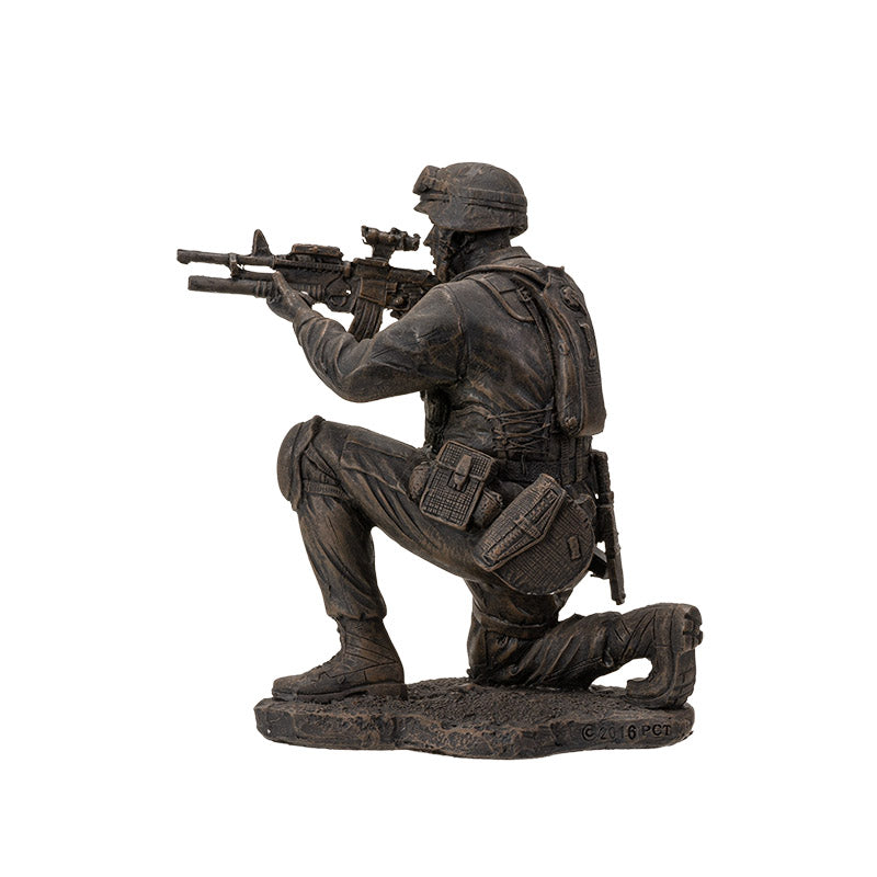 Polyresin Soldier in Combat, Gift for Veteran, Patriot Gift, Military House Decor, Gift for Him