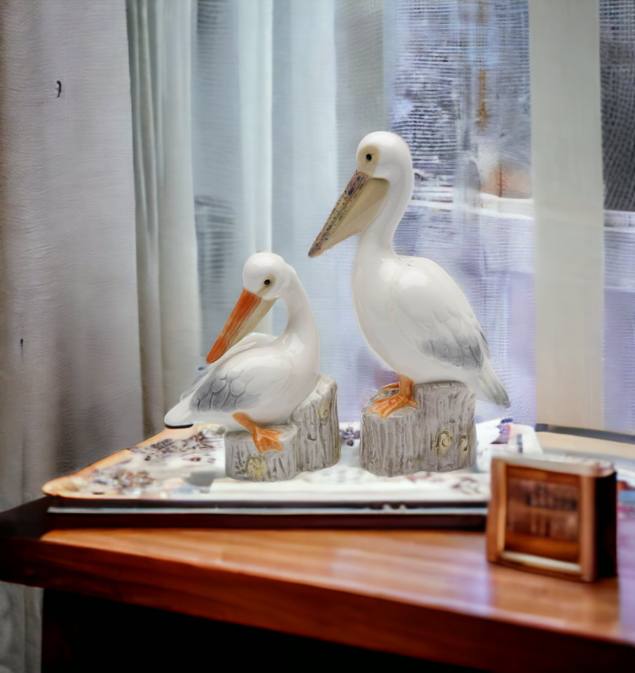 Ceramic Pelican Birds Salt & Pepper Shakers, Home Décor, Gift for Her, Gift for Mom, Kitchen Décor, Birdwatcher Gift