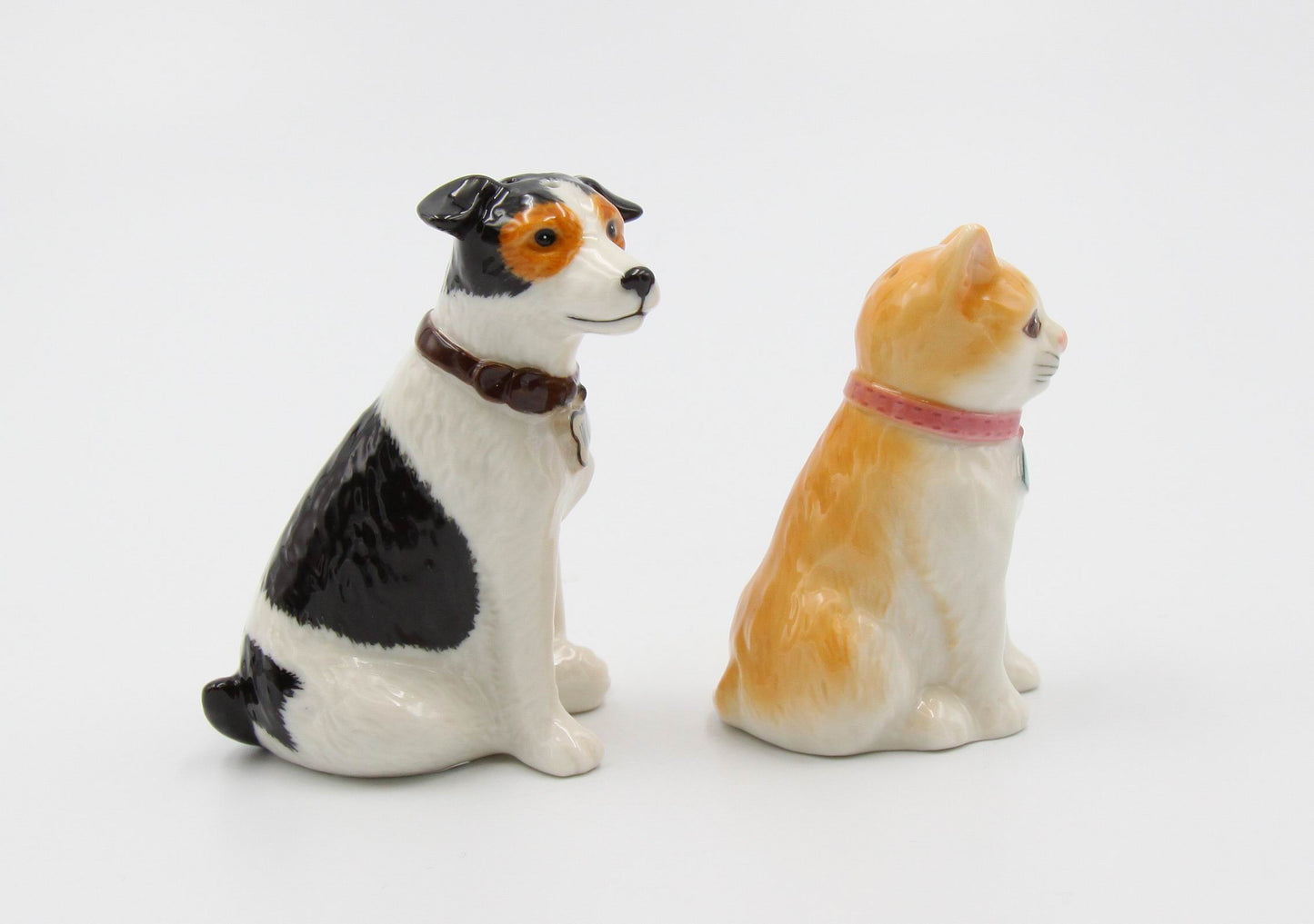 Ceramic Dog and Cat Salt And Pepper Shakers, Home Décor, Gift for Her, Gift for Mom, Kitchen Décor, Dog Lover Gift, Cat Lover Gift