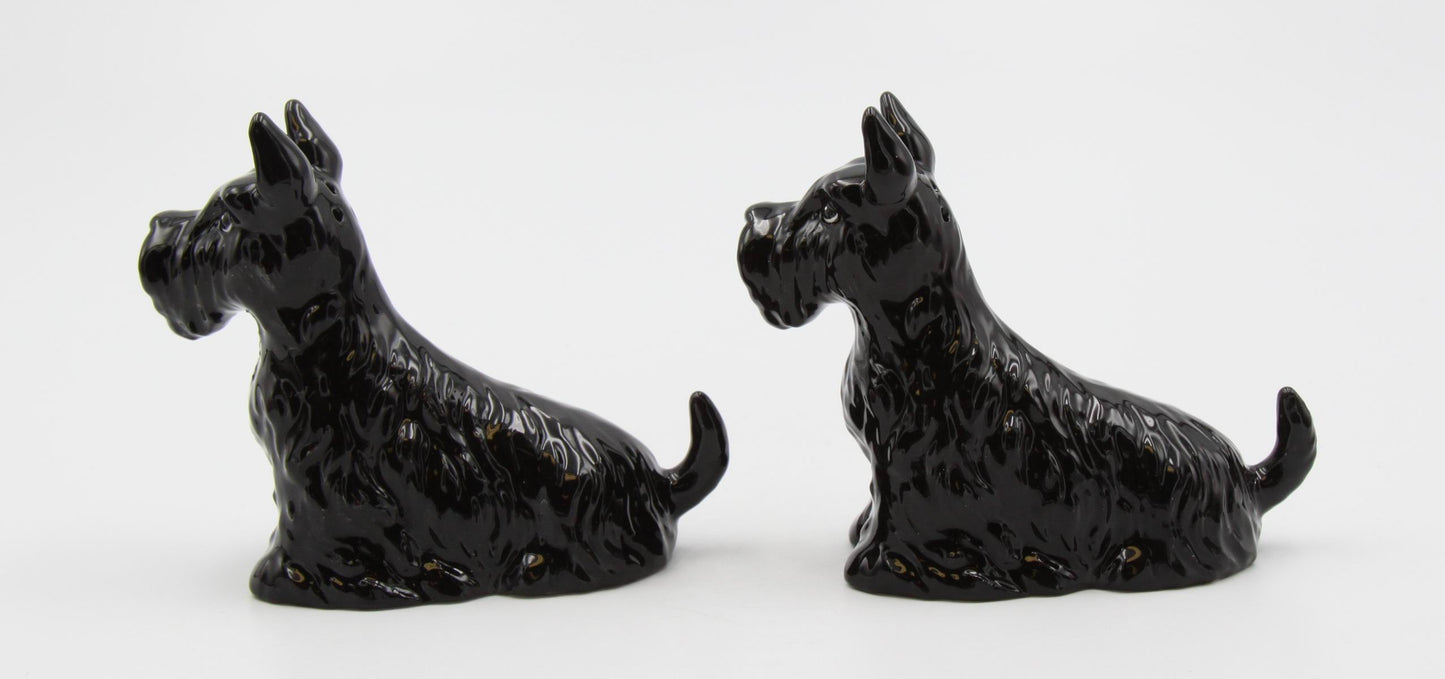 Ceramic Black Scottish Terrier Salt And Pepper Shakers, Home Décor, Gift for Her, Gift for Mom, Kitchen Décor, Dog Lover Gift, Pet Loss Gift