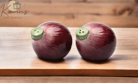 Hand Painted Ceramic Purple Onion Salt & Pepper Shakers, Home Décor, Gift for Her, Gift for Mom, Kitchen Décor, Farmhouse Décor