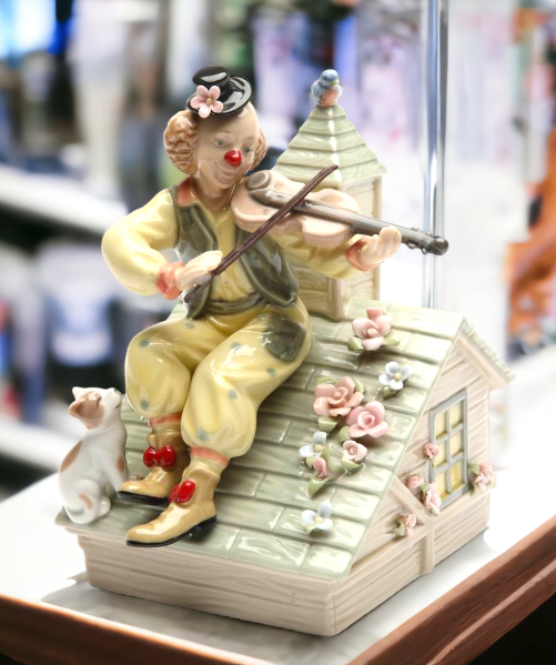 Ceramic Fiddler on the Roof Clown Music Box, Home Décor, Gift for Her, Gift for Mom, Kitchen Décor