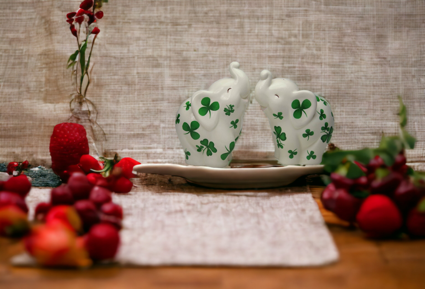 Ceramic Elephant with Shamrock Salt and Pepper Shakers, Home Décor, Gift for Her, Mom, Kitchen Décor, Irish Saint Patrick’s Day Décor