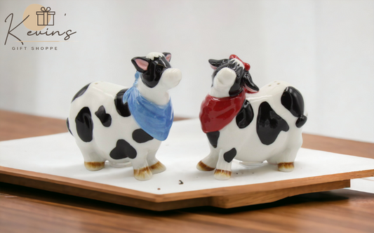 Hand Painted Ceramic Cow Couple Salt & Pepper Shakers, Home Décor, Gift for Her, Gift for Mom, Kitchen Décor, Farmhouse Décor