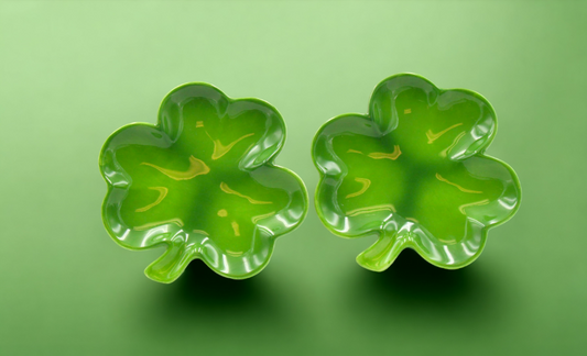 Ceramic Shamrock Plates-Set of 2, Home Décor, Gift for Her, Gift for Mom, Kitchen Décor, Irish Saint Patrick’s Day Décor