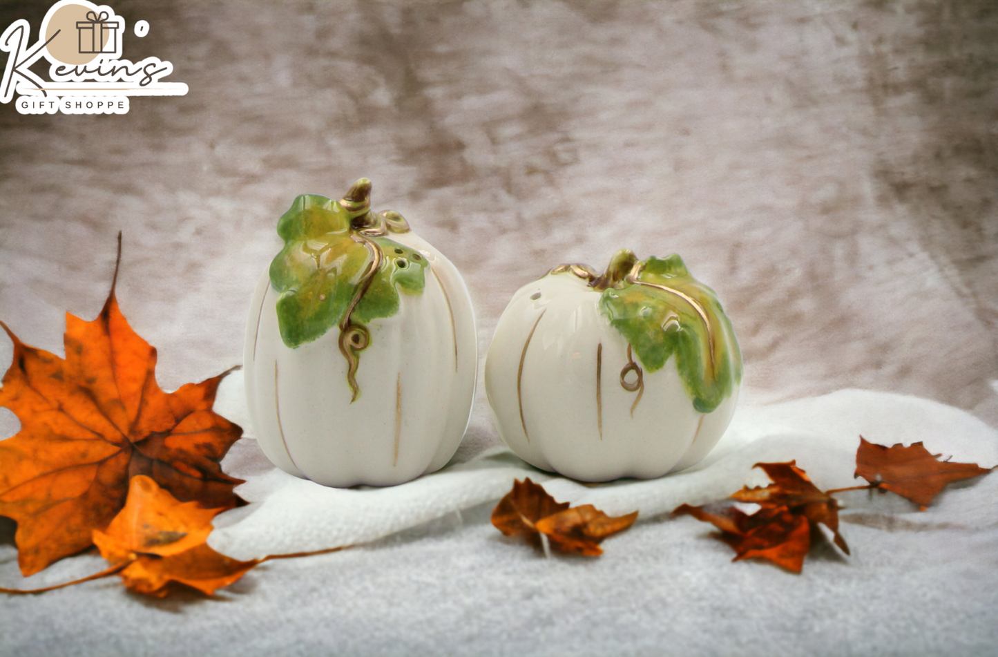 Ceramic Autumn Harvest Thanksgiving Decor White Pumpkin Salt and Pepper Shakers, Gift for Her, Gift for Mom, Kitchen Décor, Fall Décor