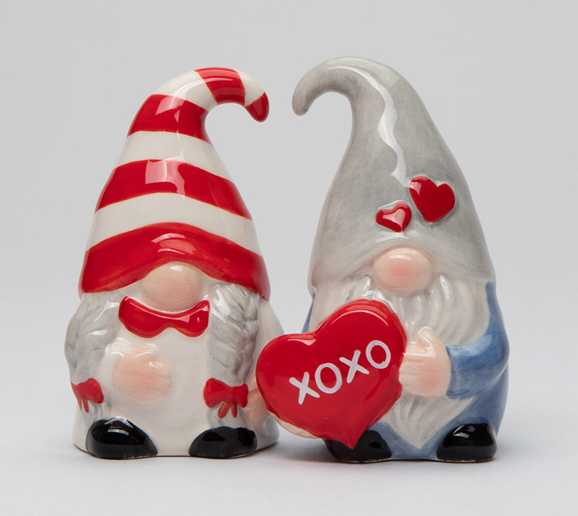 Ceramic Valentine Gnome Salt And Pepper, Home Décor, Gift for Her, Gift for Mom, Kitchen Décor, Valentine’s Day Décor, Romantic Décor