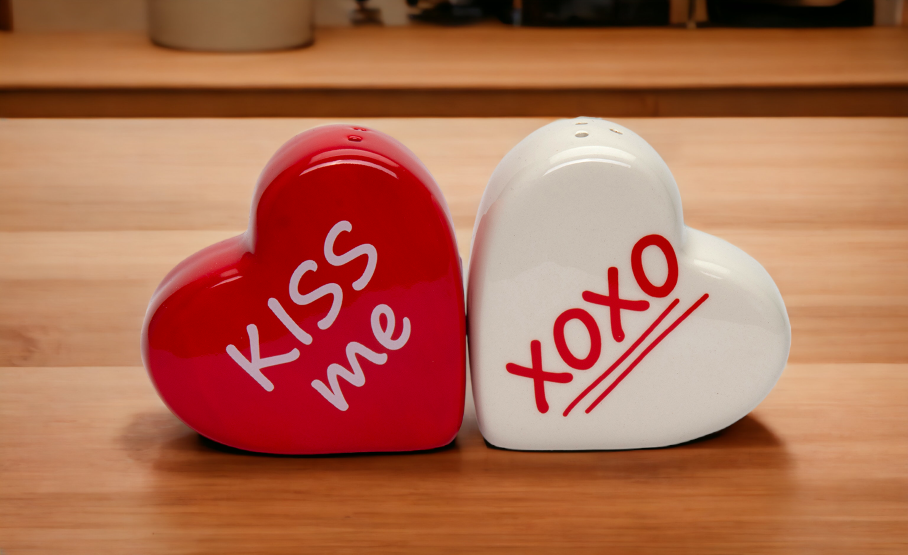 Ceramic Kiss Me And XOXO Heart Shaped Salt And Pepper, Gift for Her, Gift for Mom, Kitchen Décor, Valentine’s Day Décor, Romantic Décor