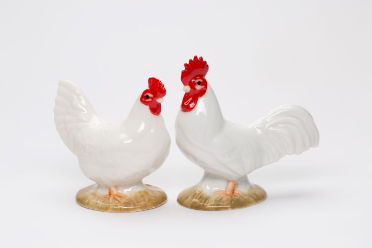 Ceramic White Rooster and Hen Salt and Pepper Shakers, Gift for Her, Mom, Farmhouse Kitchen Décor, Fall Décor, Thanksgiving Décor