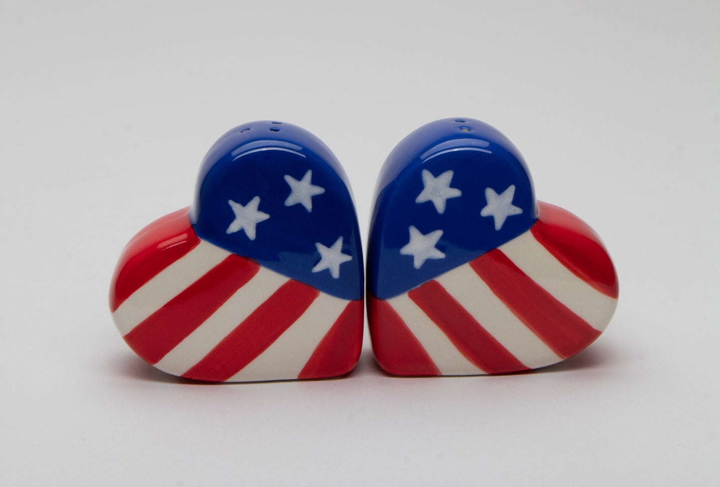 Ceramic American Flag Heart Salt and Pepper Shakers, Home Décor, Patriot Gift, Gift for Mom, Dad, Independence Day Décor, July 4th