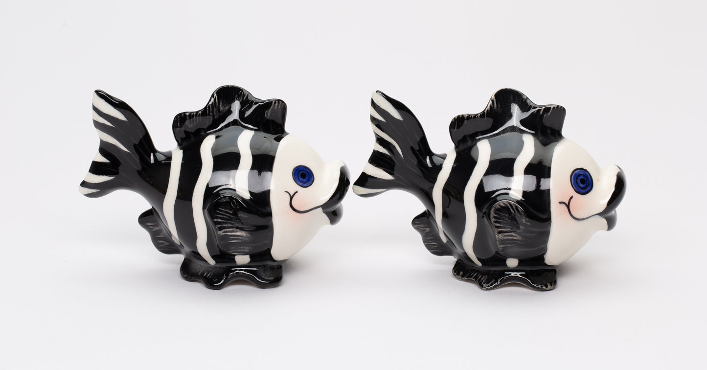 Ceramic Black and White Fish Salt and Pepper Shakers, Home Décor, Gift for Her, Gift for Mom, Kitchen Décor