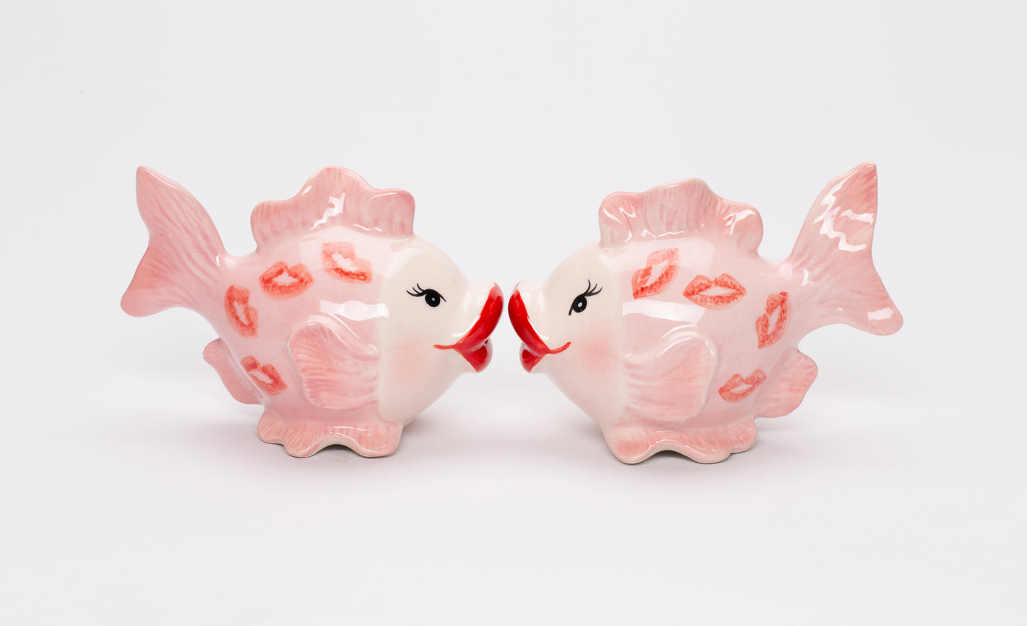 Ceramic Pink Fish with Kiss Marks Salt and Pepper, Home Décor, Gift for Her, Mom, Kitchen Décor, Valentine’s Day Décor, Romantic Décor