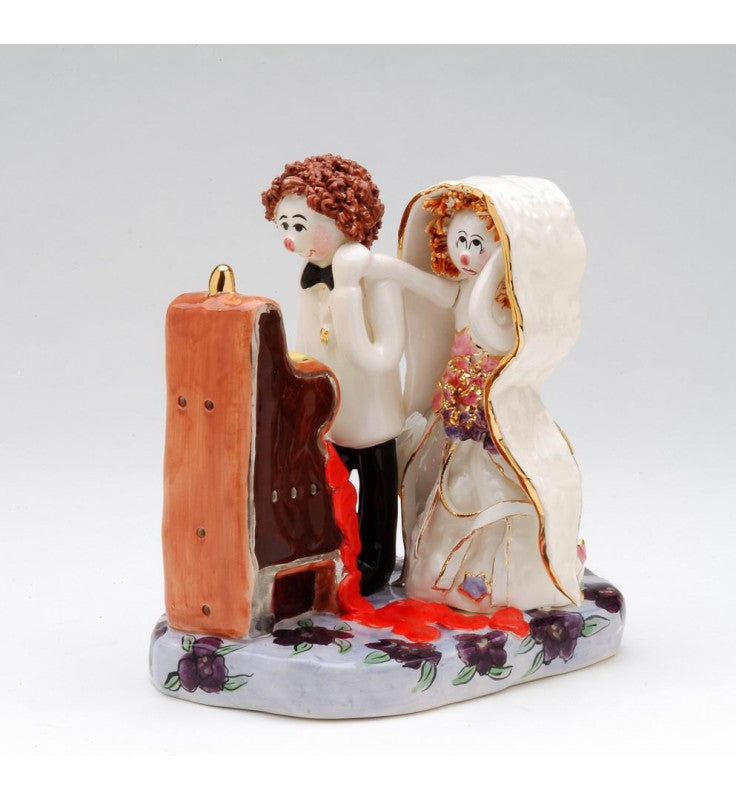 Ceramic Married in Vegas Figurine, Bride and Groom with Slot Machine, Wedding Decor, Wedding Gift