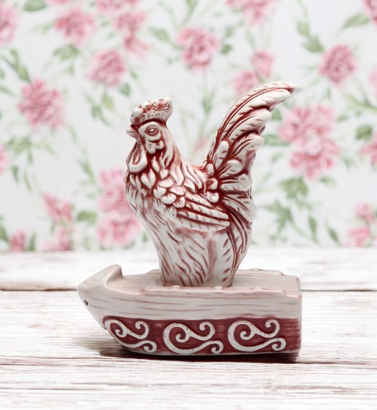 Ceramic Red Rooster Salt and Pepper Shaker, Farmhouse Kitchen Decor, Gift for Her