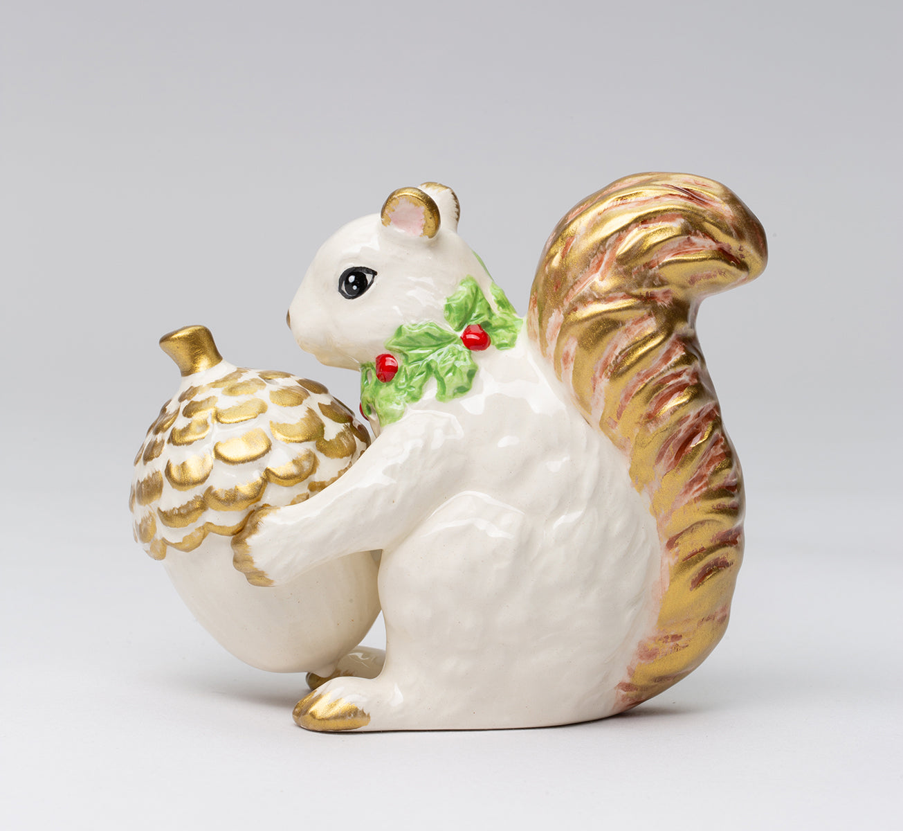 Holiday Squirrel With Acorn Ceramic Salt And Pepper Shakers, Christmas Decor, Thanksgiving Decor, Gift for Mom