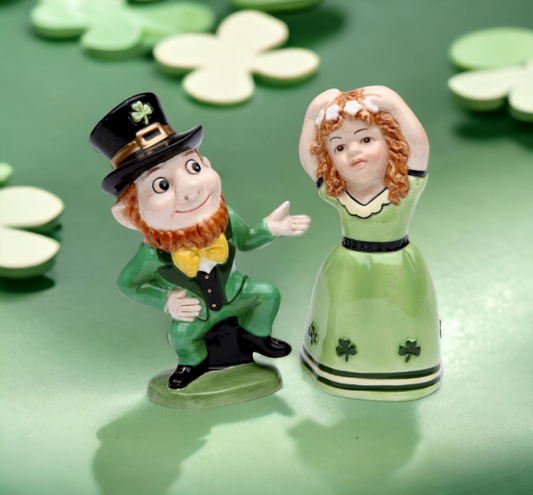 Ceramic Irish Couple Dancing Salt and Pepper Shakers, Home Décor, Gift for Her, Gift for Mom, Kitchen Décor, Irish Saint Patrick’s Day Décor