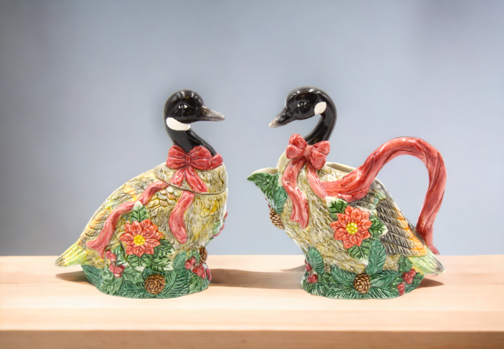 Ceramic Christmas Geese Sugar and Creamer Set, Home Décor, Gift for Her, Gift for Mom, Farmhouse Kitchen Décor, Christmas Décor