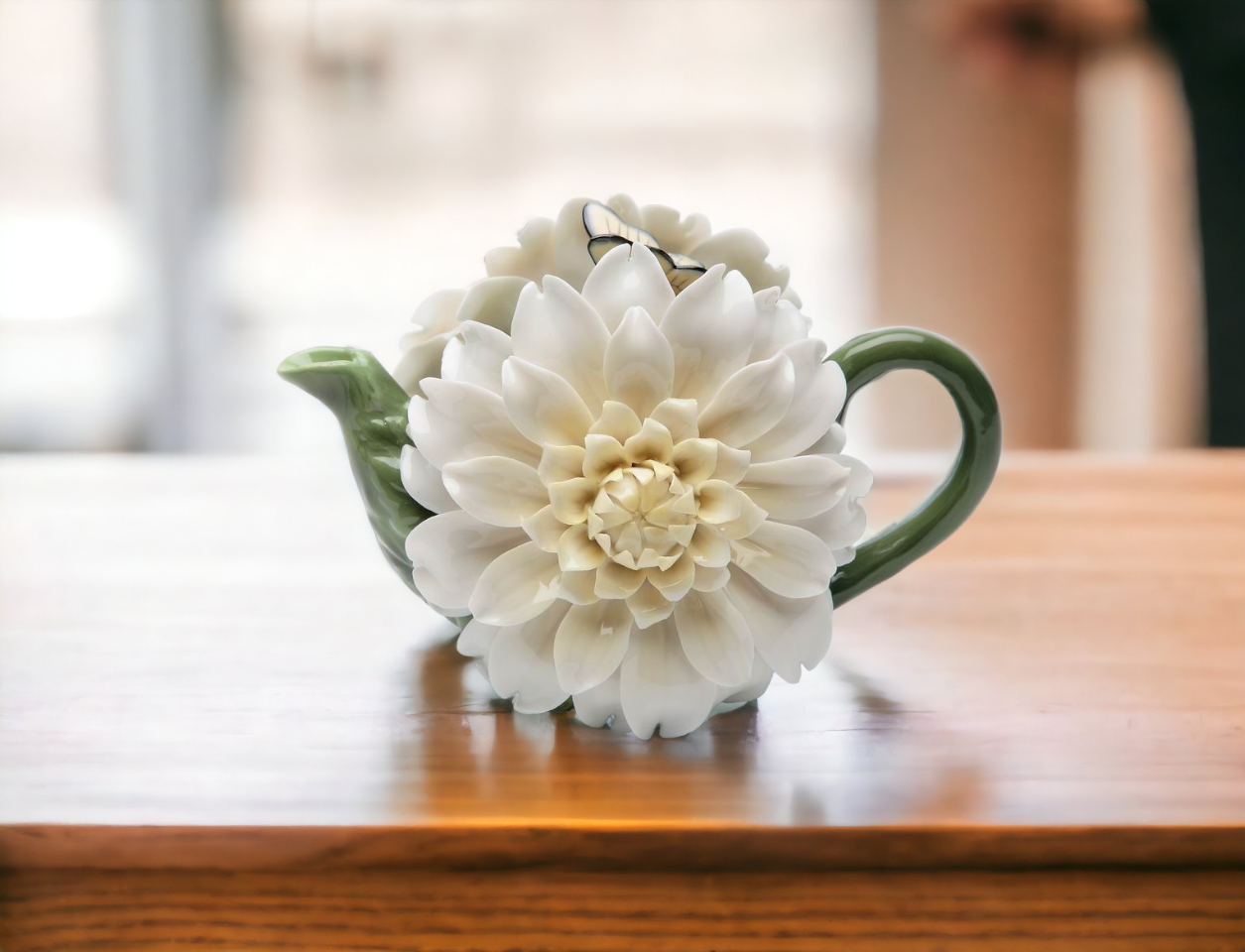 Ceramic Daisy Flower Teapot, Gift for Her, Gift for Mom, Tea Party Décor, Café Décor, Spring Kitchen Decor