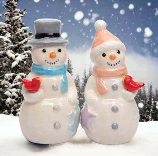 Ceramic Snowman Couple With Cardinal Birds Salt And Pepper Shakers, Home Décor, Gift for Her, Gift for Mom, Kitchen Décor, Christmas Décor