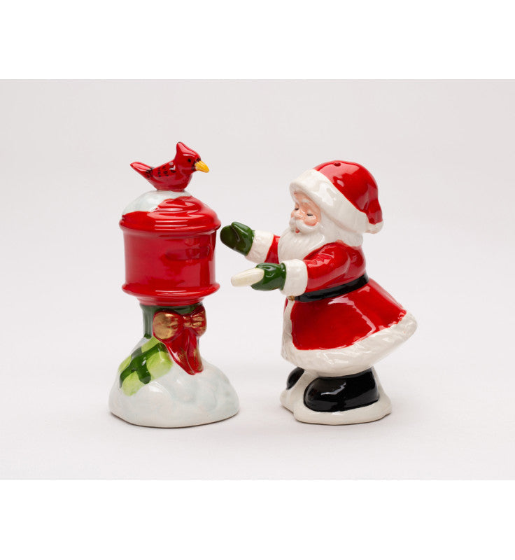 Ceramic Christmas Santa Got Mail Salt and Pepper Shakers, Christmas Table Decor, Gift for Mailman