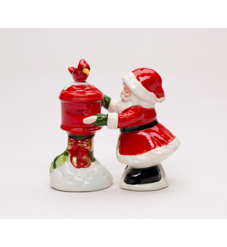 Ceramic Christmas Santa Got Mail Salt and Pepper Shakers, Christmas Table Decor, Gift for Mailman