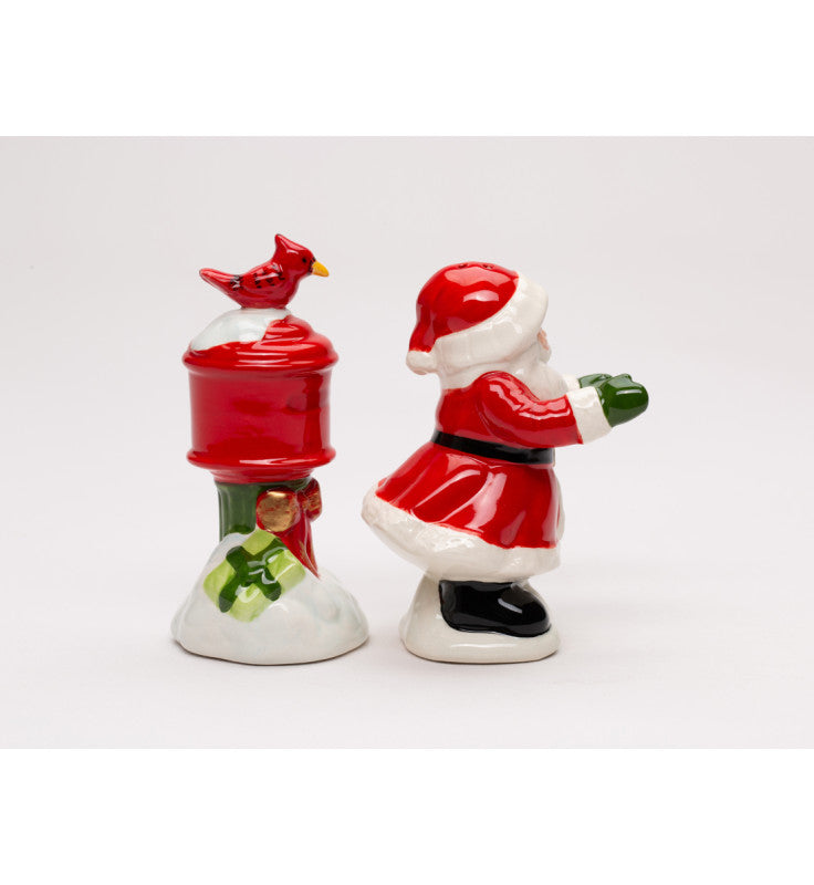 Ceramic Christmas Santa Got Mail Salt and Pepper Shakers, Christmas Table Decor, Gift for Mailman