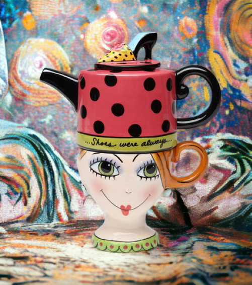 Ceramic Pretty Lady Thinking About Shoes Tea for One, Gift for Her, Gift for Mom, Kitchen Décor, Tea Party Décor, Café Décor, Kitchen Decor