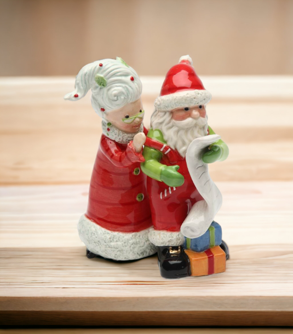 Ceramic Christmas Decor Mrs. Claus Helping Santa with Wish List Salt & Pepper Shakers, Home Décor, Gift for Her, Gift for Mom, Kitchen Décor