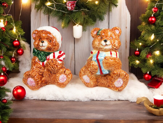 Ceramic Christmas Themed Vintage Teddy Bear Salt and Pepper Shakers, Christmas Decor, Gift for Her, Gift for Mom