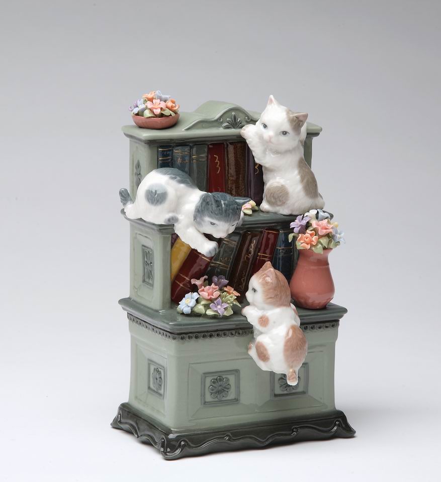 Ceramic Cats Playing on Bookshelf with Flowers Music Box, Home Décor, Gift for Her, Mom, Kitchen Décor, Cat Lovers Gift, Pet Loss Gift