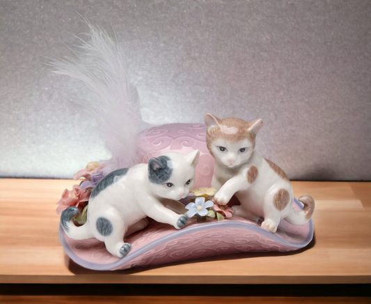 Ceramic Kittens Playing on Hat with Flowers Music Box, Home Décor, Gift for Her, Gift for Mom, Kitchen Décor, Cat Lovers Gift, Pet Loss Gift