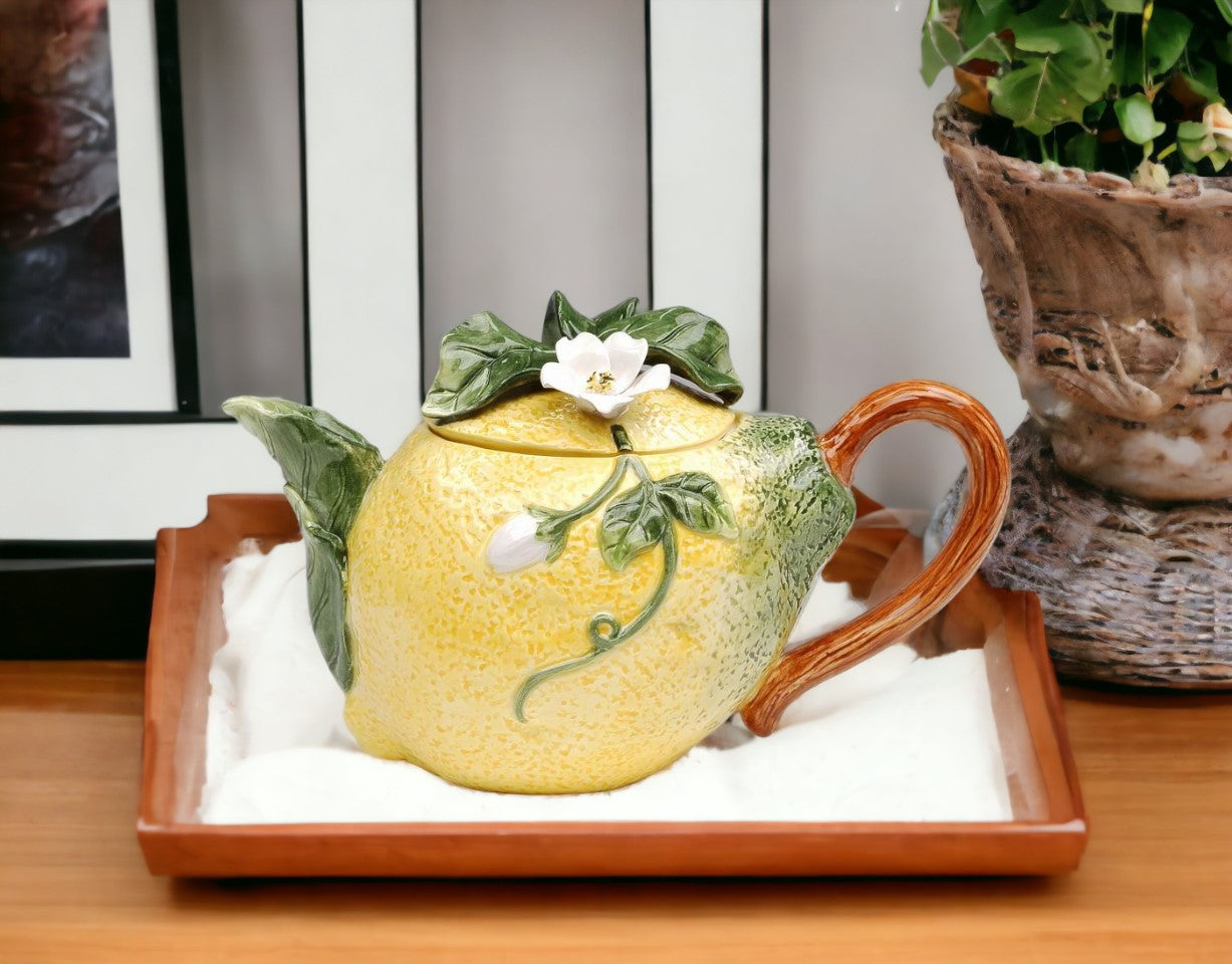 Hand Painted Ceramic Lemon Teapot, Gift for Her, Gift for Mom, Tea Party Décor, Café Décor, Farmhouse Kitchen Décor