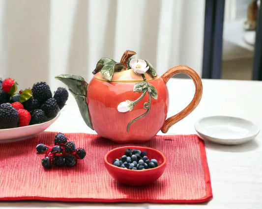 Ceramic Apple Teapot, Gift for Her, Gift for Mom, Tea Party Décor, Café Décor, Farmhouse Décor