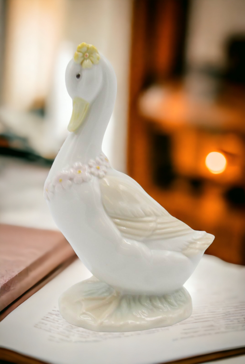 Ceramic Goose with Flowers Figurine, Home Décor, Gift for Her, Gift for Mom, Farmhouse Decor, Vintage Decor