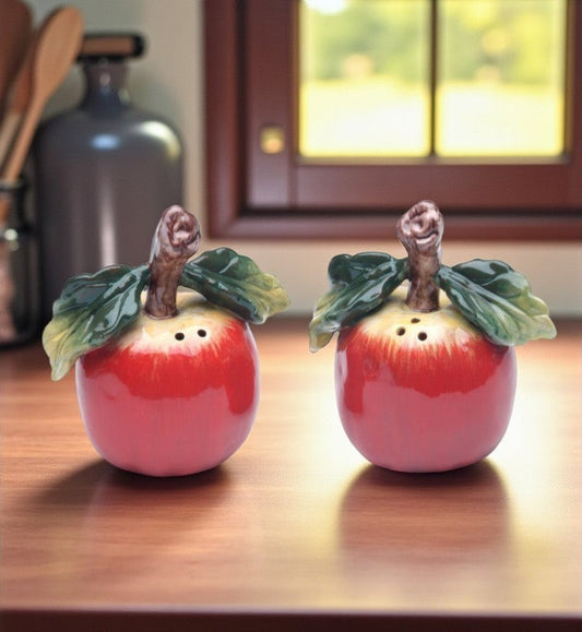 Ceramic Apple Salt and Pepper Shakers Home Décor Gift for Her or Mom Kitchen Décor Farmhouse Decor - Salt & Pepper