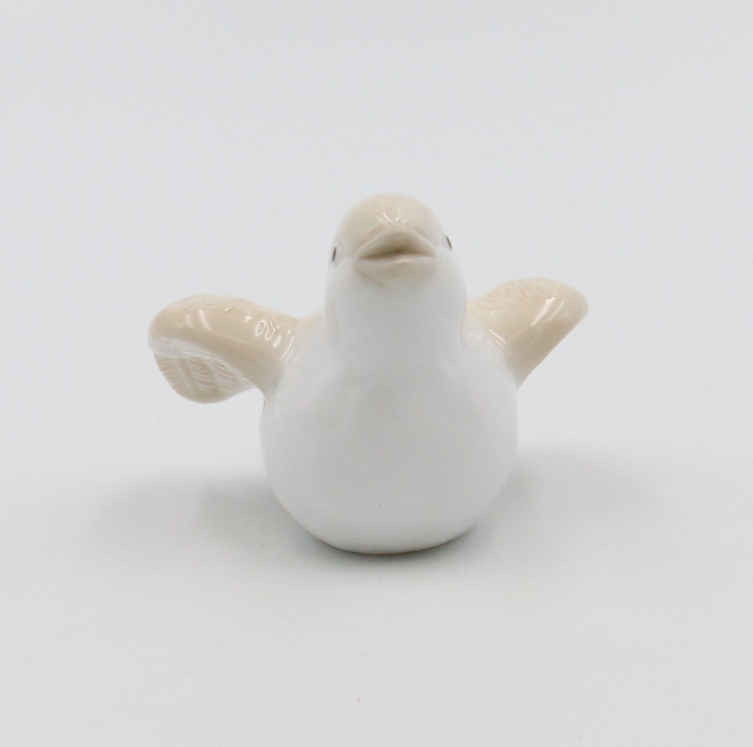 Ceramic Brown Bird Figurine Home Décor Gift for Her Gift for Mom Kitchen Décor Birdwatcher Gift Vintage Decor - Figurine