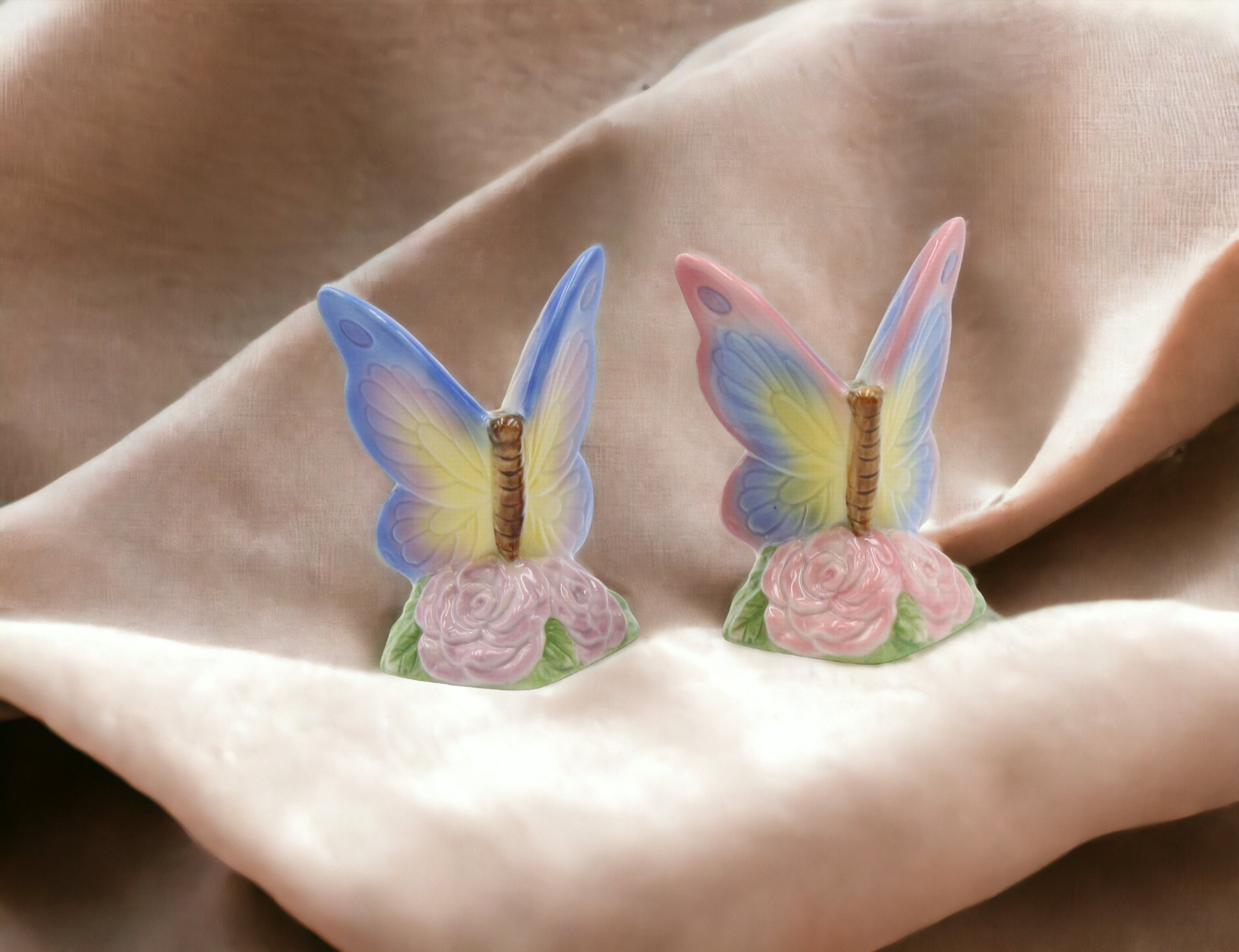 Ceramic Butterfly Salt and Pepper Shakers Home Décor Gift for Her Gift for Mom Kitchen Décor - Salt & Pepper Shakers