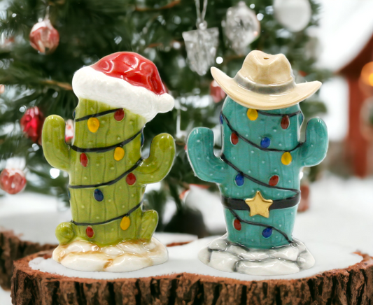 Ceramic Christmas Cactus Salt And Pepper Shakers Home Décor Gift for Her Gift for Mom Kitchen Décor Christmas Décor