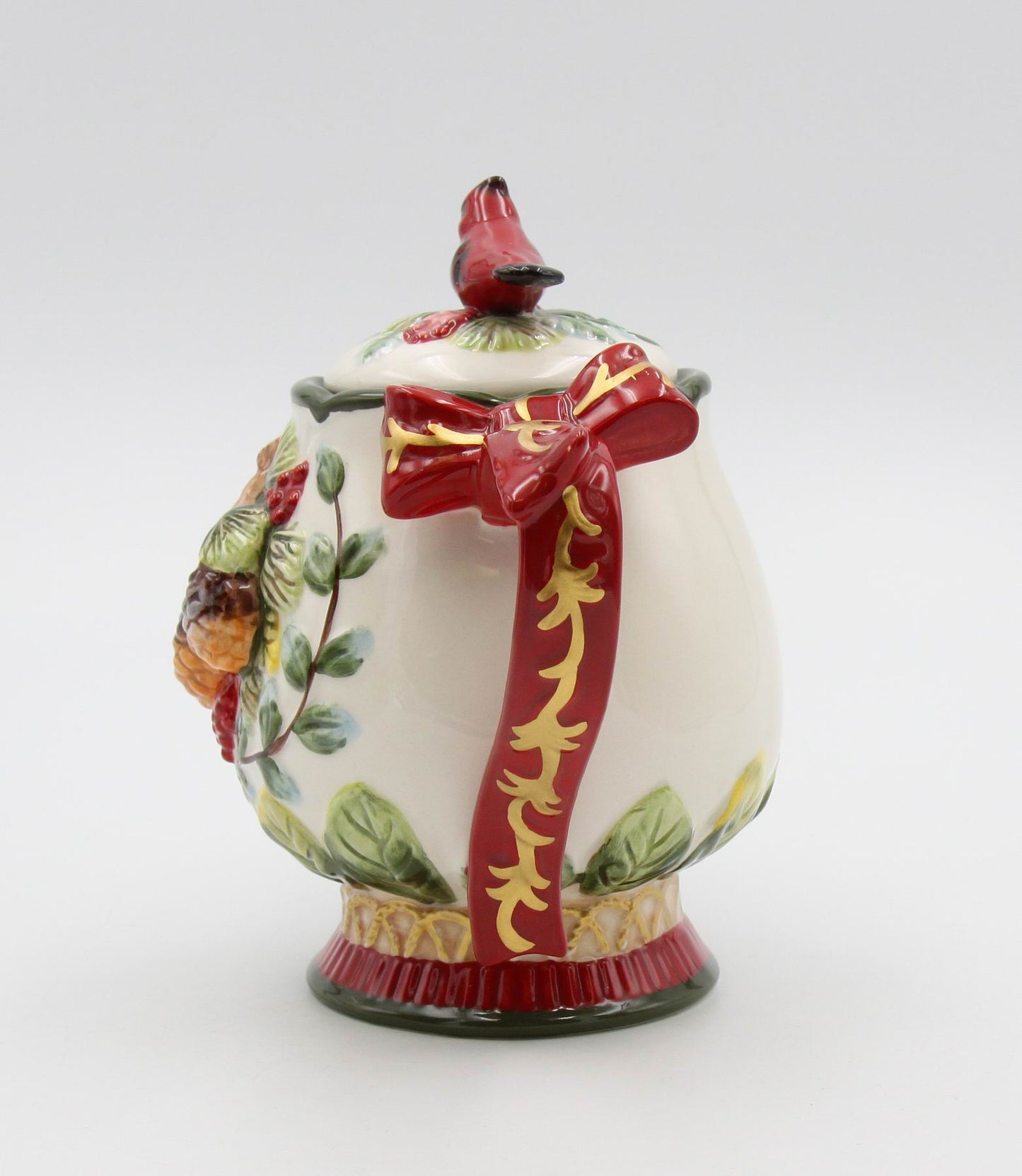 Ceramic Christmas Cardinal Bird Teapot Gift for Her Gift for Mom Birdwatcher Tea Party Décor Café Décor Christmas Décor