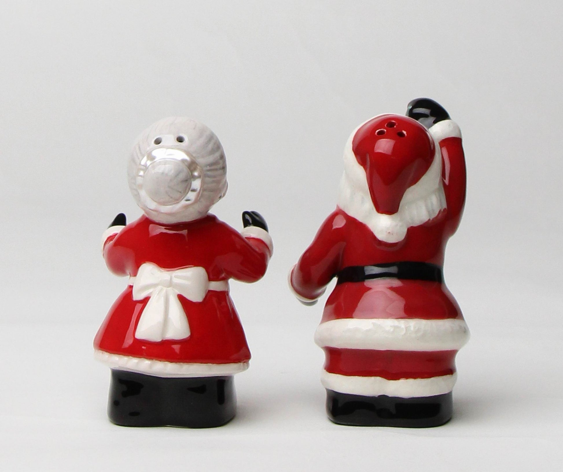 Ceramic Christmas Decor Interracial Santa and Mrs. Claus Salt and Pepper Shakers Home Décor Gift for Her Gift for Mom
