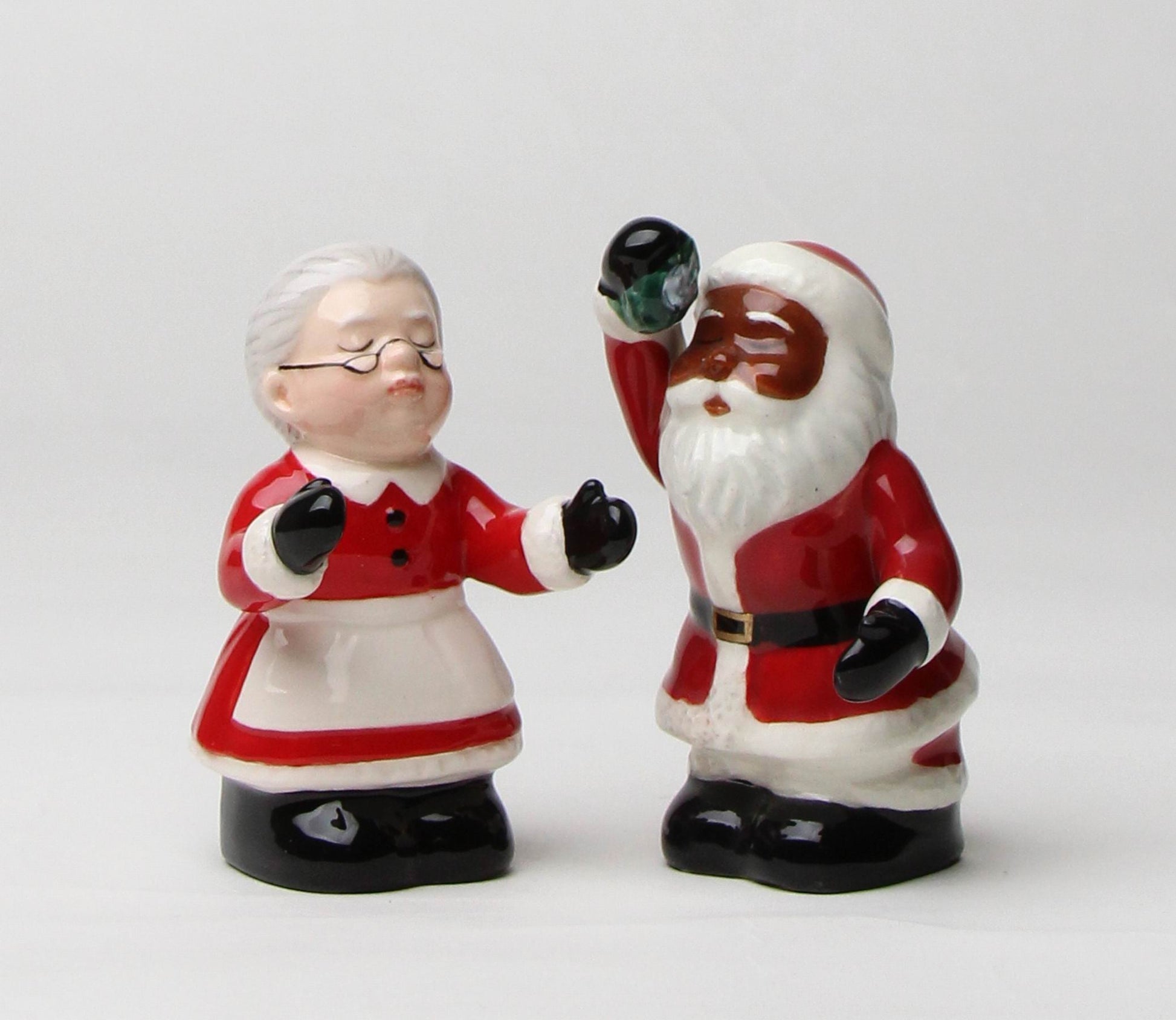 Ceramic Christmas Decor Interracial Santa and Mrs. Claus Salt and Pepper Shakers Home Décor Gift for Her Gift for Mom