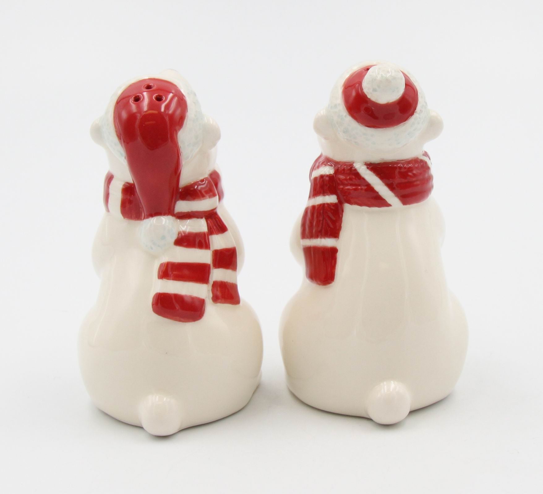 Ceramic Christmas Polar Bear Salt And Pepper Shakers Home Décor Gift for Her Gift for Mom Kitchen Décor Christmas Décor