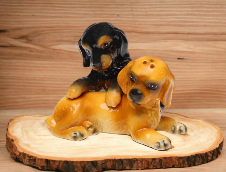 Ceramic Cocker Spaniel Salt & Pepper Shakers Home Décor Gift for Her Gift for Mom Kitchen Décor Dog Lover Gift - Salt &