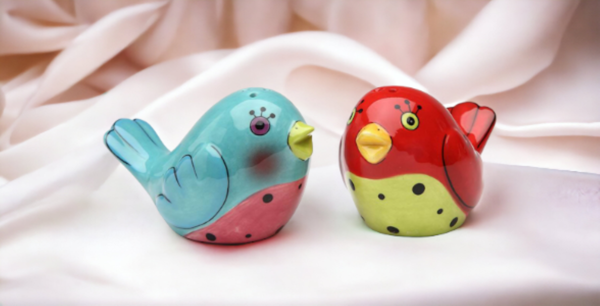 Ceramic Dotted Red And Blue Love Birds Salt & Pepper Shakers Home Décor Gift for Her Gift for Mom Kitchen Décor