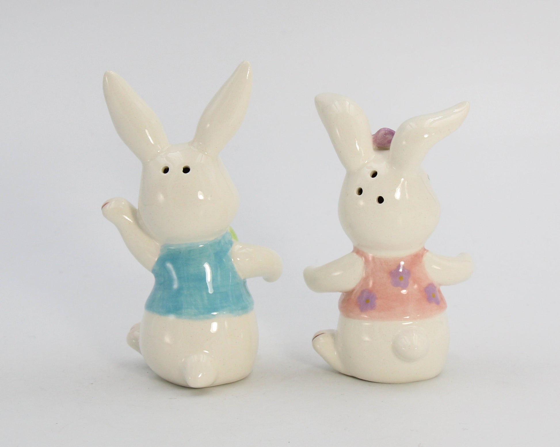 Ceramic Easter Bunny Rabbit Dancing Couple Salt and Pepper Shakers Home Décor Gift for Her Gift for Mom Kitchen Décor