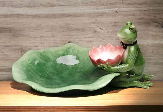 Ceramic Frog Chip And Dip (2 Piece Set) Home Décor Gift for Her Mom Spring Décor Cottagecore Nature Lover Gift - Plates