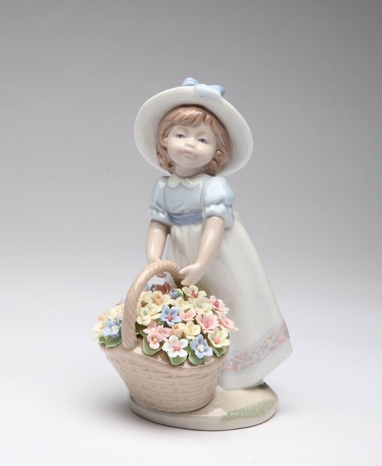 Ceramic Girl Holding Flower Basket Figurine Home Décor Gift for Her Mom Farmhouse Kitchen Décor Vintage Decor - Figurine
